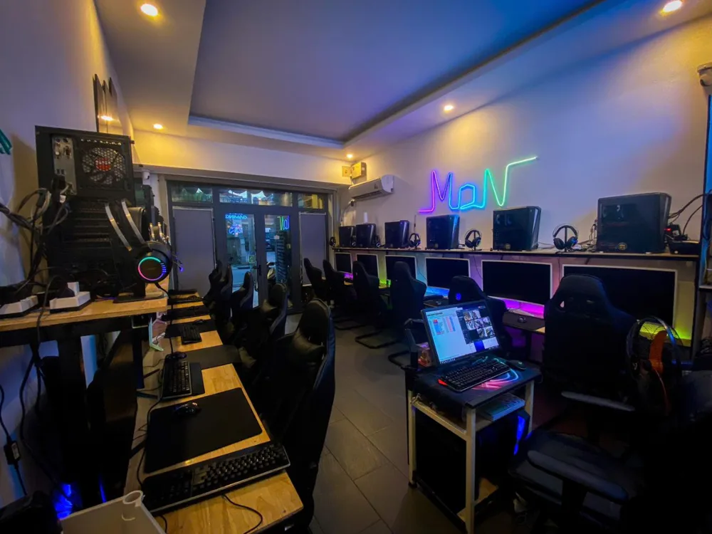 Phòng máy Mon Gaming