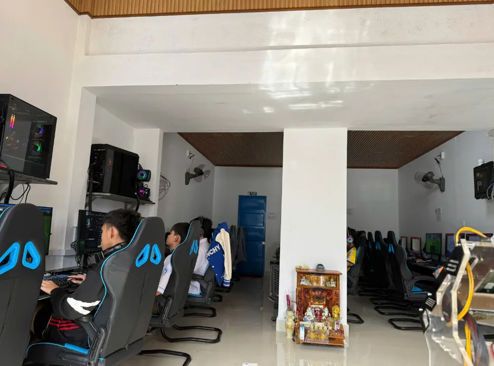 Phòng máy Net Money