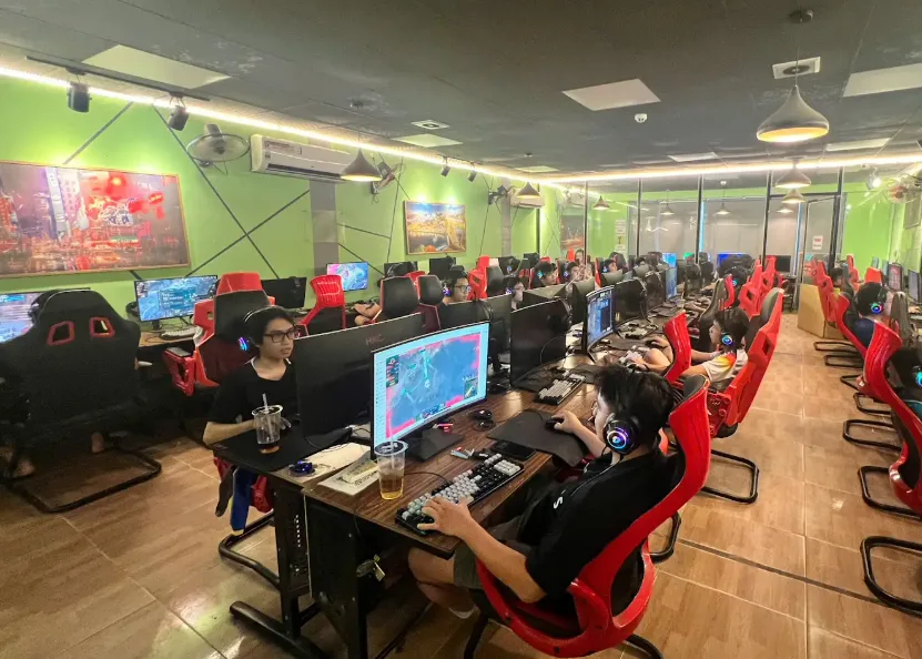 Phòng máy Cyber Game 162