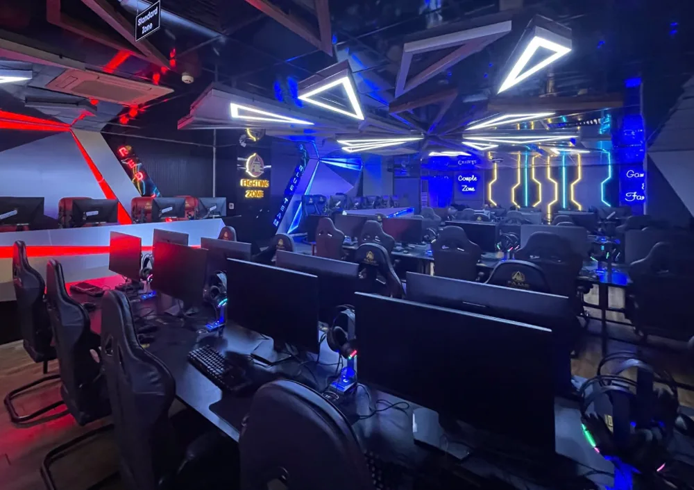 Phòng máy FAME CYBER GAME