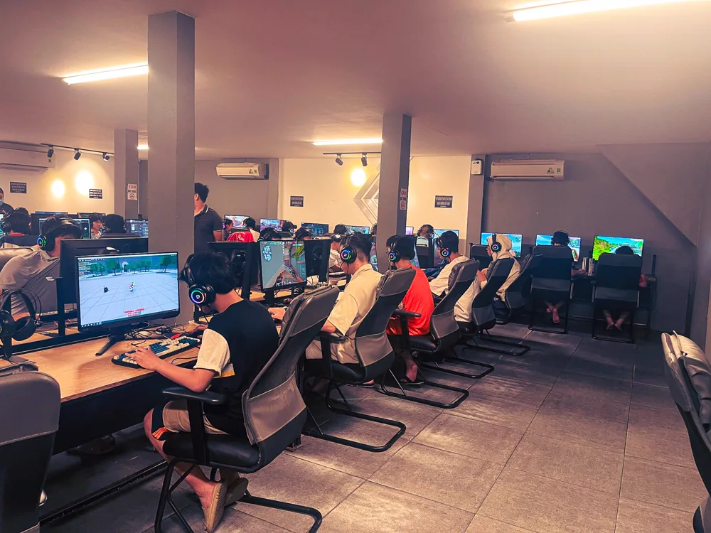 Phòng máy Black Kingdom Gaming - An Dương Vương, HCM