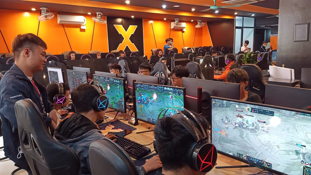 Phòng máy CYBER XANH TĂNG TIẾN