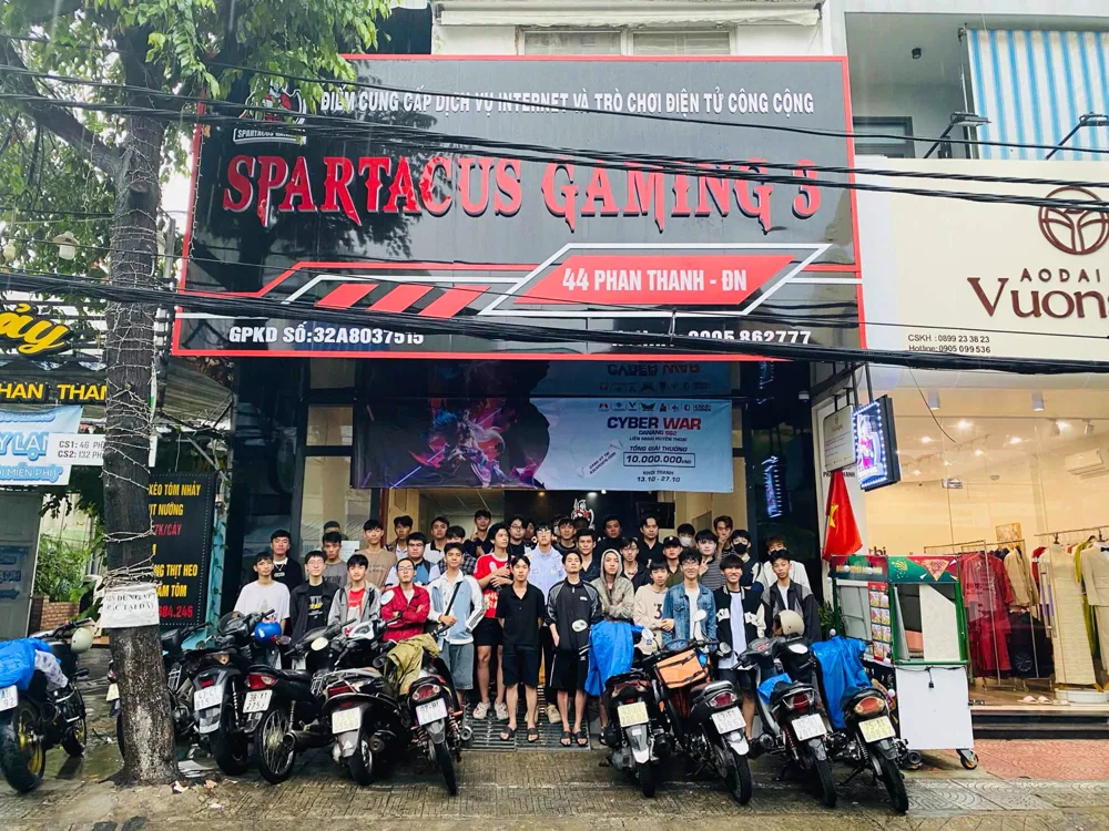 Phòng máy Spartacus Gaming CS3