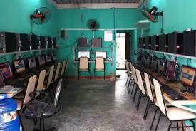Phòng máy INTERNET VƯƠNG VŨ