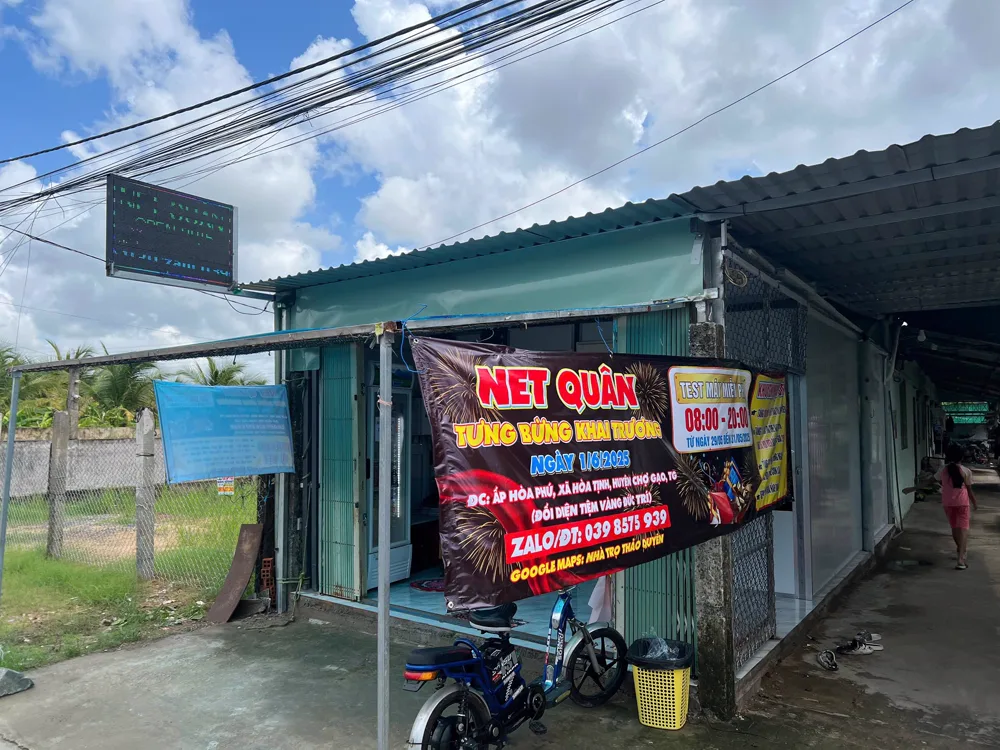 Phòng máy Net Quân