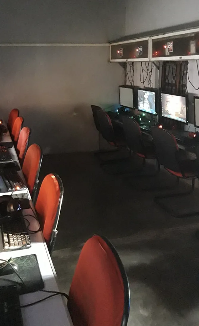 Phòng máy Văn Chi Gaming