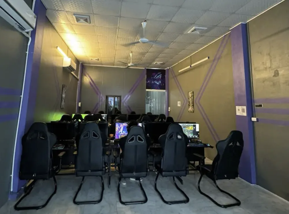 Phòng máy Homies Gaming Club