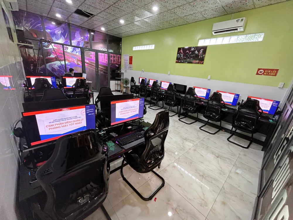 Phòng máy Cyber 179