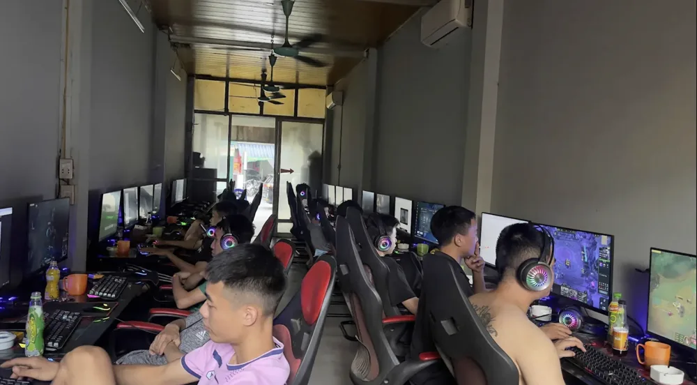 Phòng máy Đại Lý Internet TV2