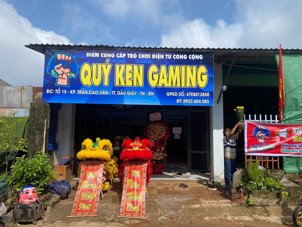 Phòng máy QUÝ KEN GAMING