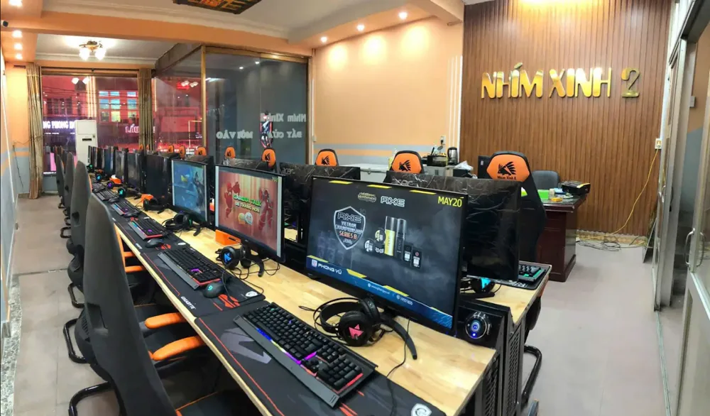 Phòng máy Internet Nhím Xinh