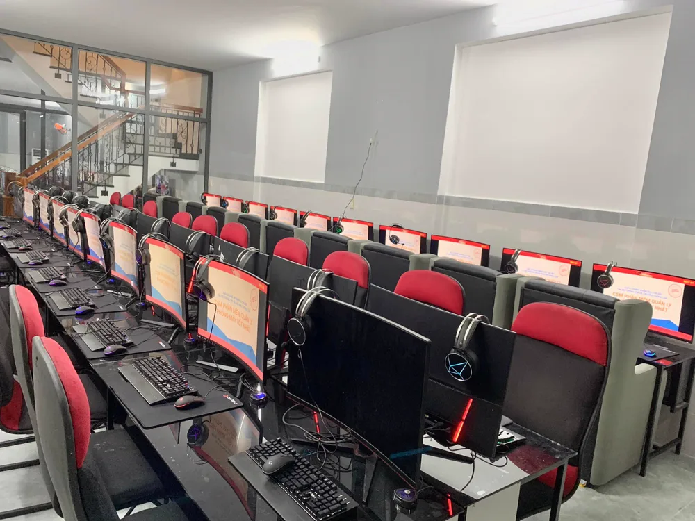 Phòng máy Net Bin