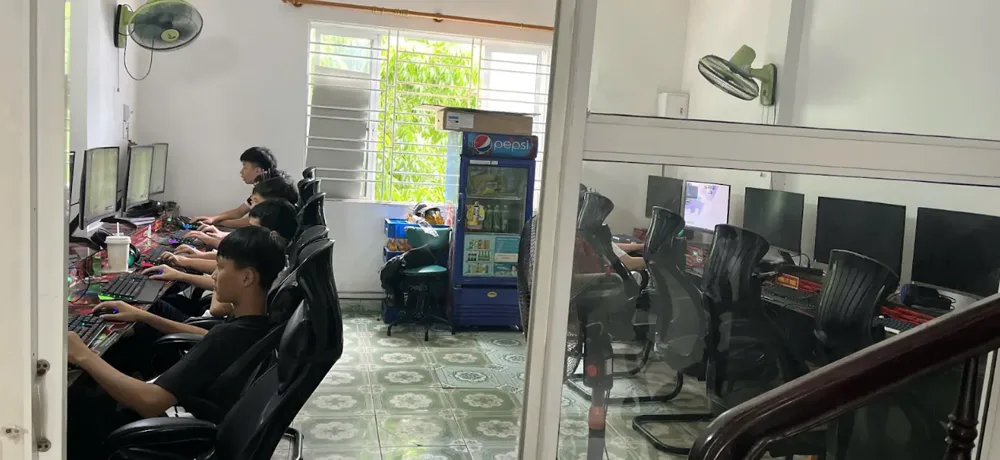 Phòng máy Net 15