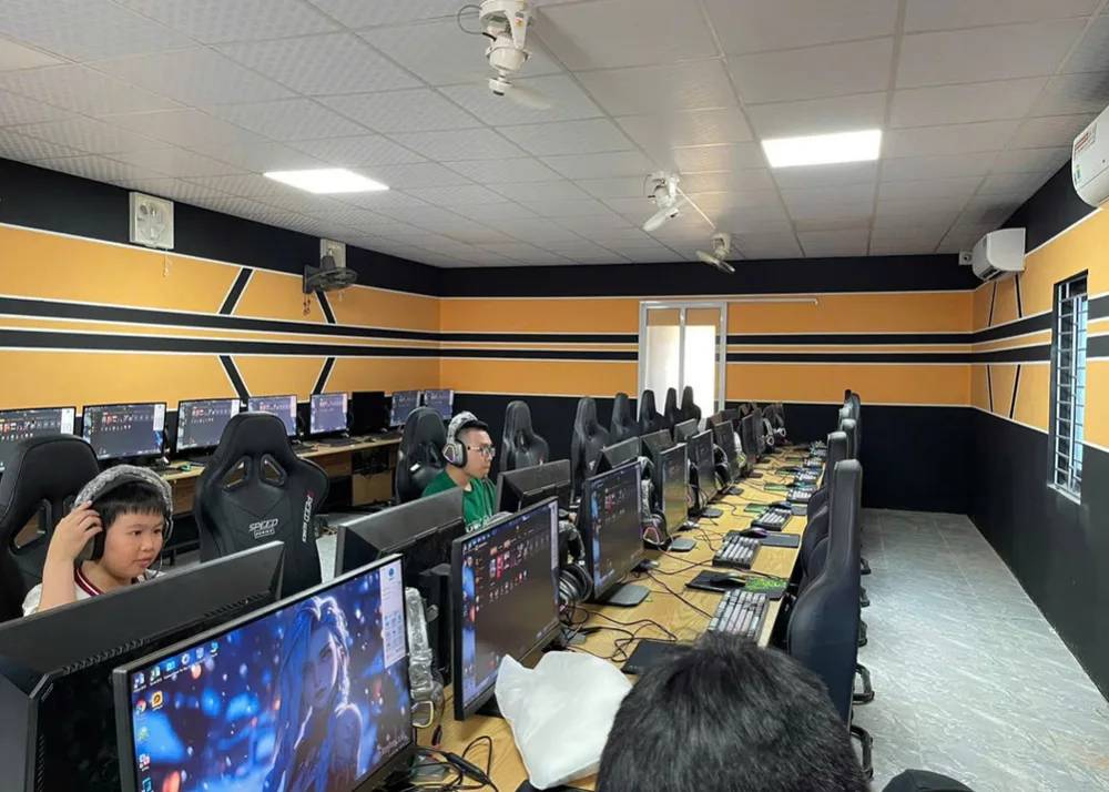 Phòng máy Game Hoàng Hải