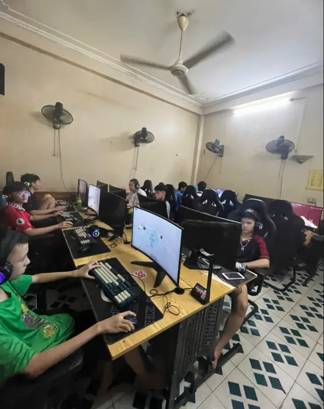 Phòng máy Internet New Sky