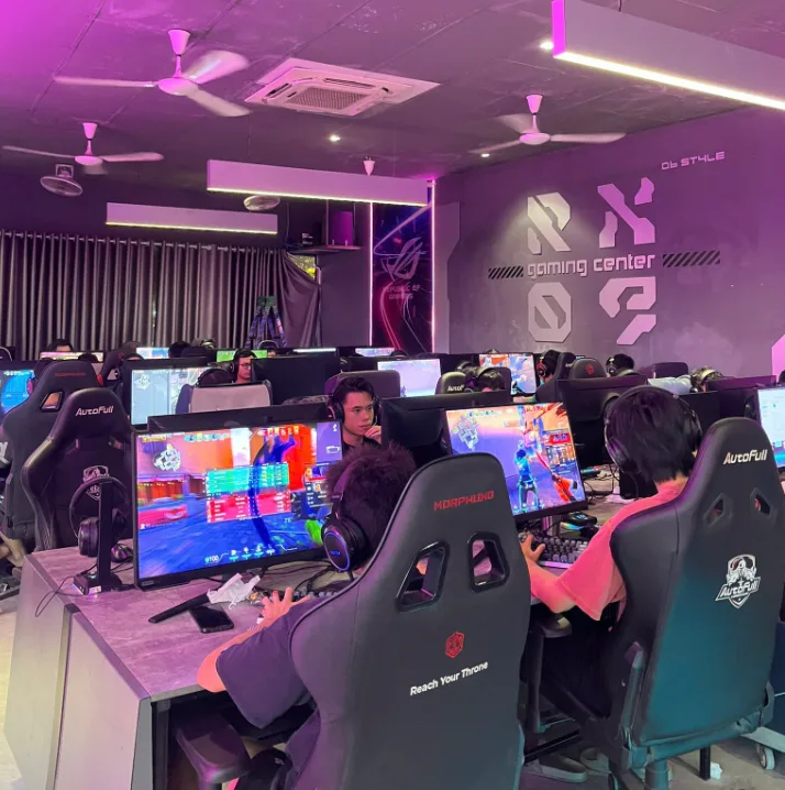 Phòng máy GenZ Gaming & Billiards Triều Khúc