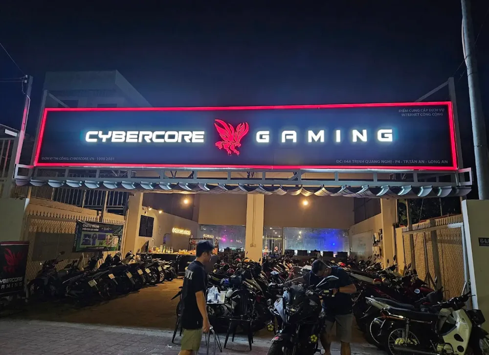 Phòng máy CyberCore Gaming Long An