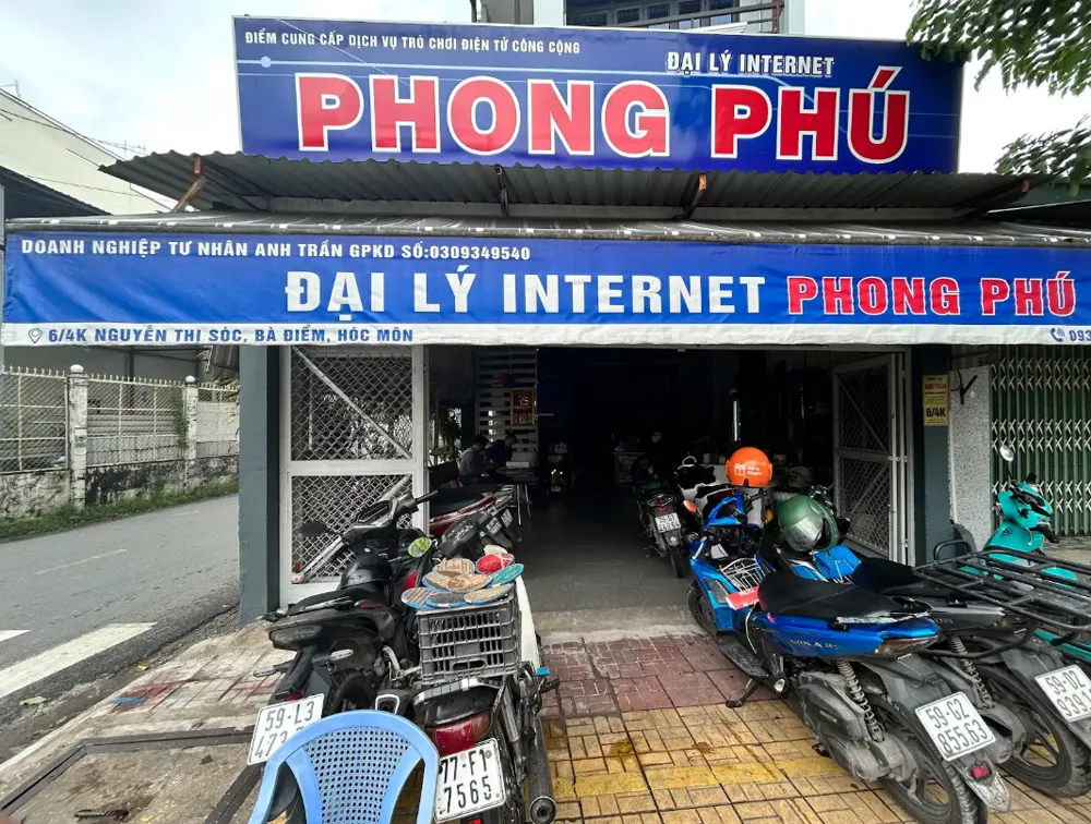 Phòng máy Net Phong Phú